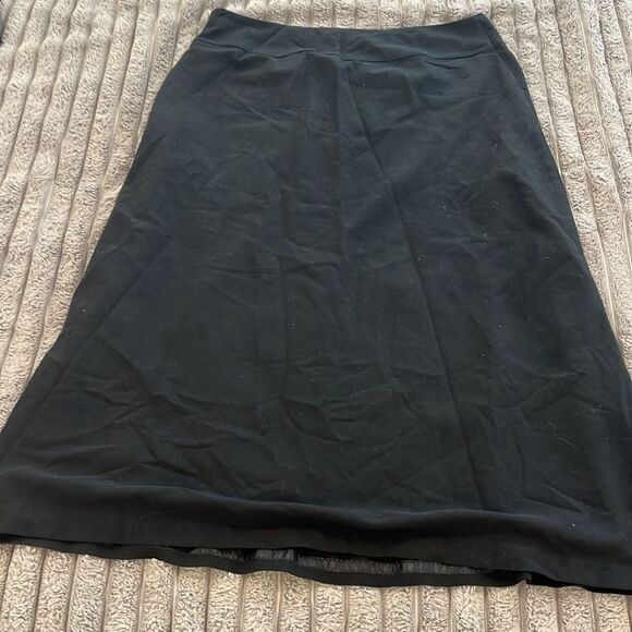Covington Skirt - Picture 4 of 4